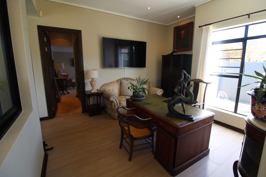 4 Bedroom Property for Sale in Earls Court Lifestyle Estate Western Cape